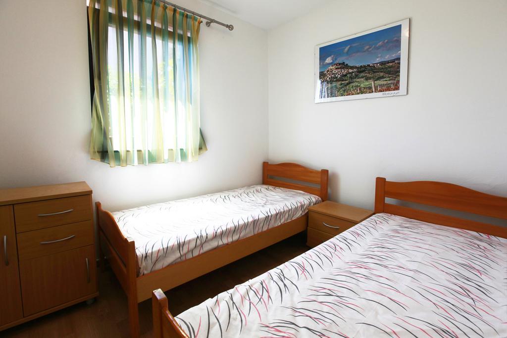 Apartments Stanic Ravni Kamer foto
